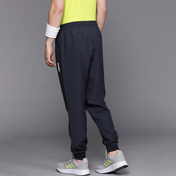 https://www.fitdrop.in/products/men-navy-blue-stanford-solid-joggers
