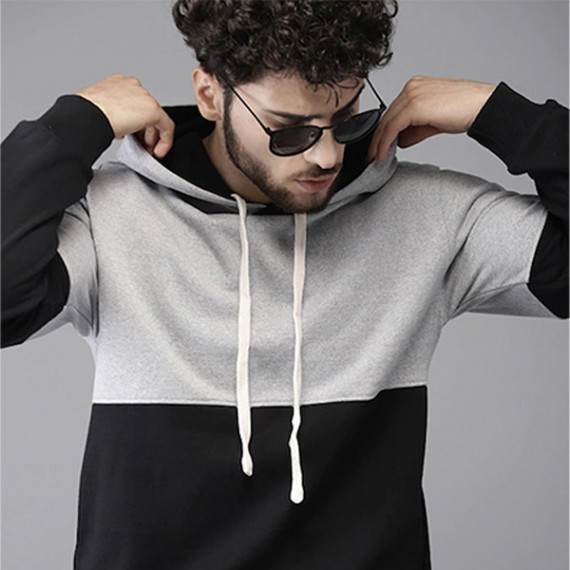 https://www.fitdrop.in/products/men-black-grey-colourblocked-hooded-sweatshirt