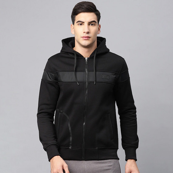 https://www.fitdrop.in/products/men-black-solid-bomber