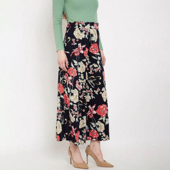 https://www.fitdrop.in/products/women-black-red-floral-printed-flared-palazzos