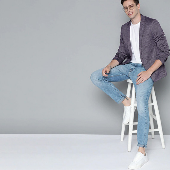 https://www.fitdrop.in/products/men-purple-solid-single-breasted-blazer