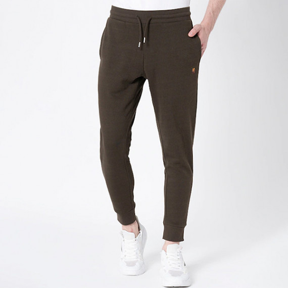 https://www.fitdrop.in/products/men-olive-solid-joggers