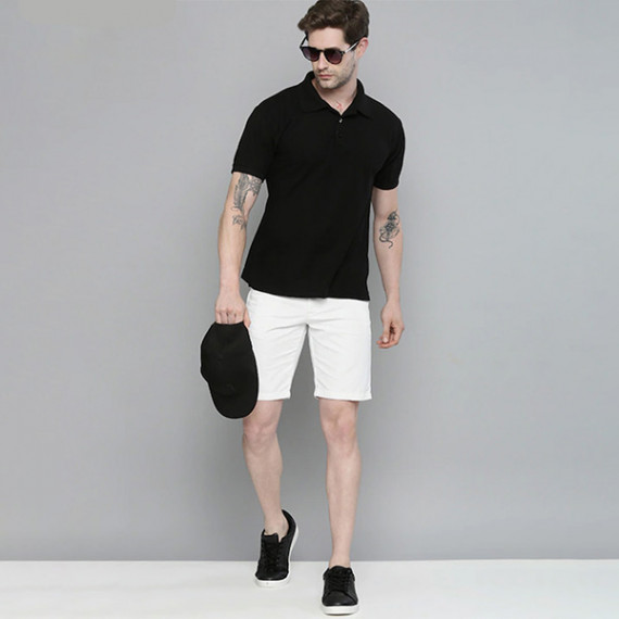 https://www.fitdrop.in/products/men-white-slim-fit-chino-shorts