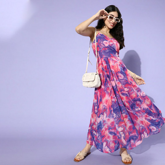 https://www.fitdrop.in/products/women-blue-floral-smocked-dress