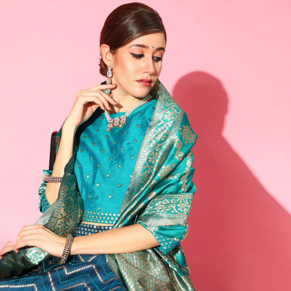 https://www.fitdrop.in/products/women-navy-blue-embellished-ready-to-wear-lehenga-blouse-with-dupatta